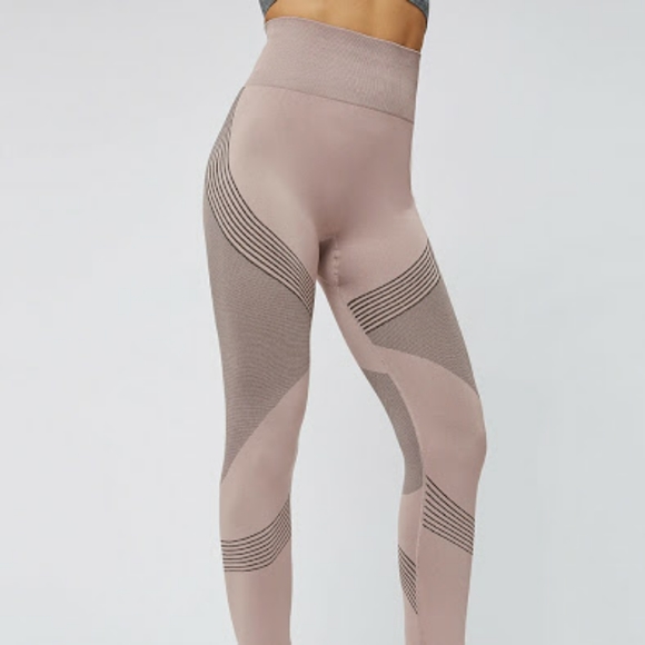🆕 Body Shaping 3D Design Slimming Leggings - Picture 6 of 6